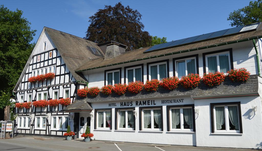 Hotel Haus Rameil Lennestadt Kültér fotó