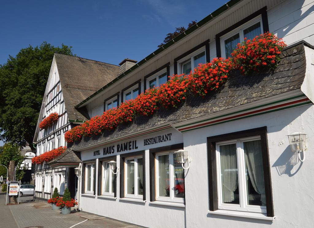 Hotel Haus Rameil Lennestadt Kültér fotó